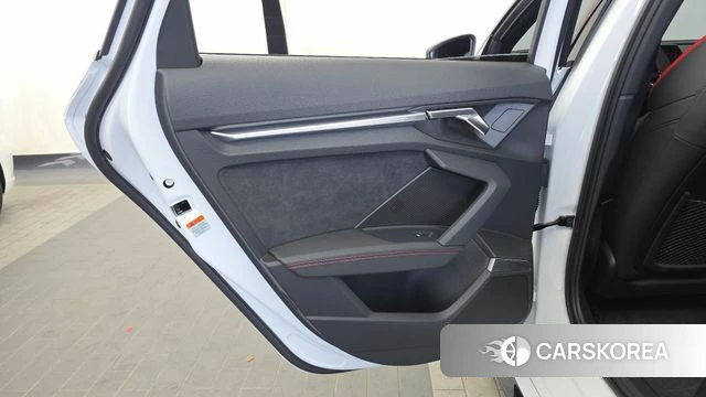Audi RS3 (8Y) id 4898500 из Кореи 17