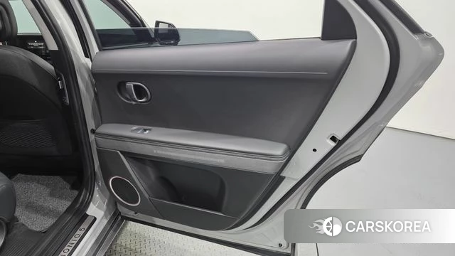 Hyundai The New Ionic 5 id 4980405 из Кореи 17