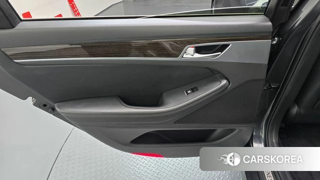 Genesis G80 id 4918330 из Кореи 17