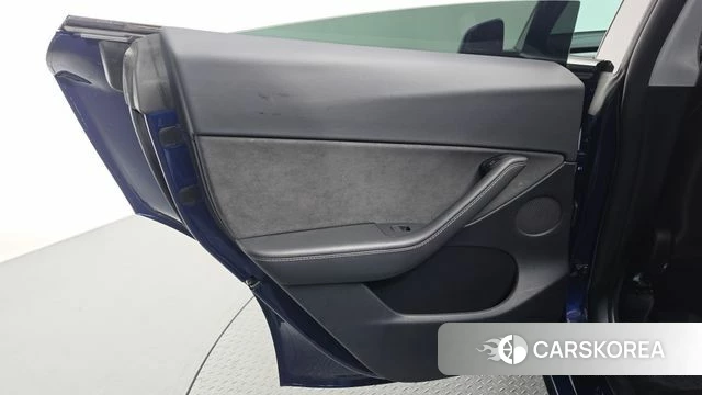 Tesla Model Y id 4996913 из Кореи 17