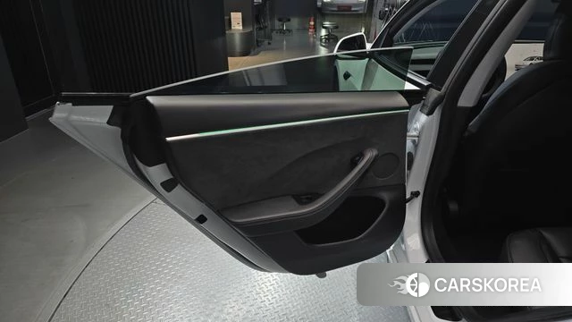 Tesla Model 3 id 4990786 из Кореи 17