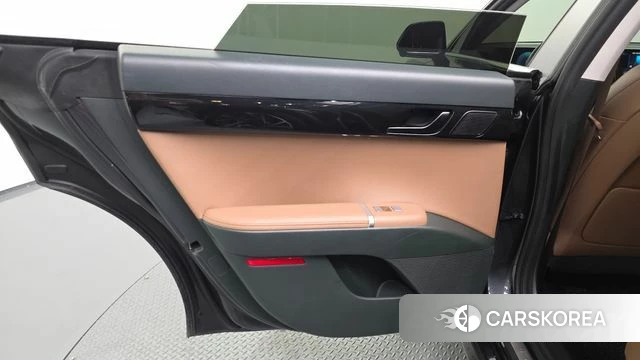 Hyundai Grandeur Hybrid (GN7) id 4996332 из Кореи 17