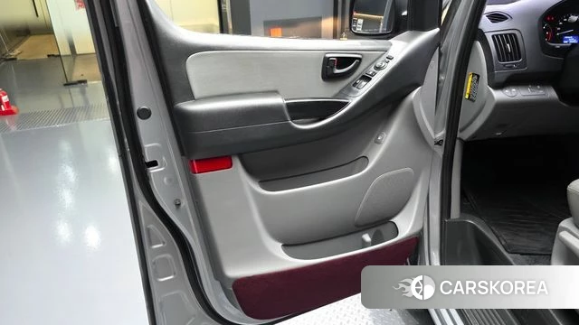Hyundai The New Grand Starex id 4672420 из Кореи 17