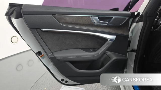 Audi A7 (4K) id 5034971 из Кореи 17