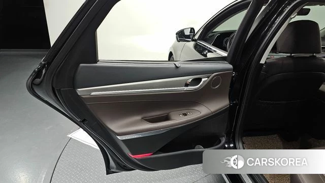 Hyundai The New Grandeur IG id 5023220 из Кореи 17
