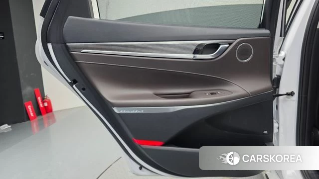 Hyundai Grandeur IG id 4952912 из Кореи 17