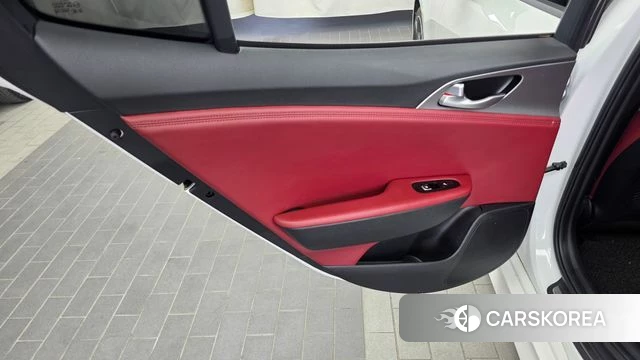 Kia Stinger id 5013599 из Кореи 17