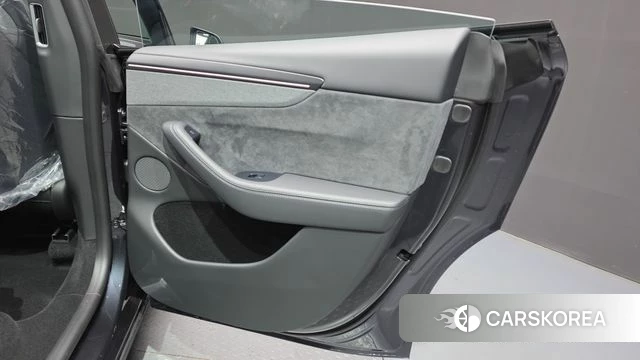 Tesla Model Y id 4791776 из Кореи 17