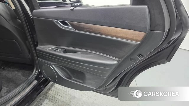 Genesis G80 (RG3) id 5035069 из Кореи 17