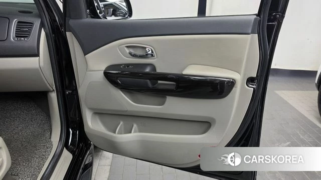 Kia The New Carnival id 5028797 из Кореи 17