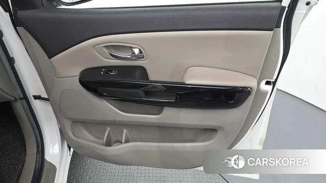 Kia The New Carnival id 5042212 из Кореи 17