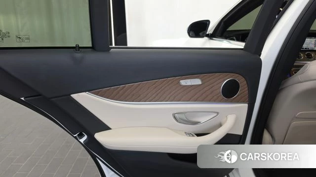 Mercedes-Benz E-Class W213 id 4957839 из Кореи 17