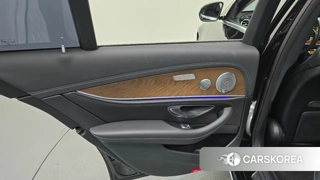 Mercedes-Benz E-Class W213 id 4944108 из Кореи 17