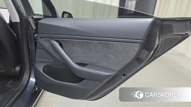 Tesla Model 3 id 4708070 из Кореи 17