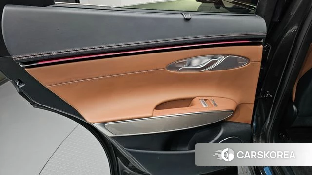 Genesis GV70 id 5021078 из Кореи 17