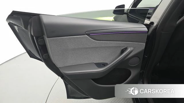 Tesla Model Y id 5032654 из Кореи 17