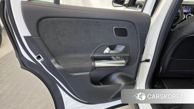 Mercedes-Benz EQA H243 id 5001540 из Кореи 17