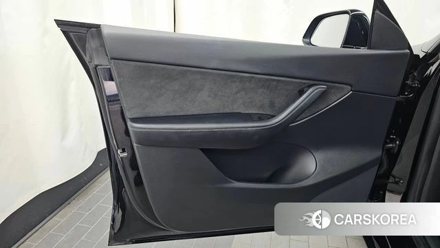 Tesla Model Y id 4991851 из Кореи 17