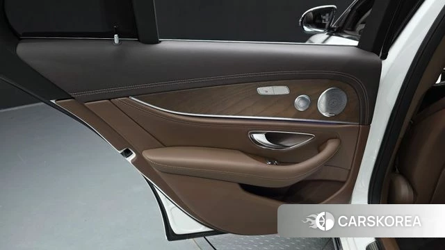 Mercedes-Benz E-Class W213 id 5023886 из Кореи 18