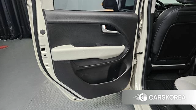 Kia The New Kia Ray EV id 5045971 из Кореи 17