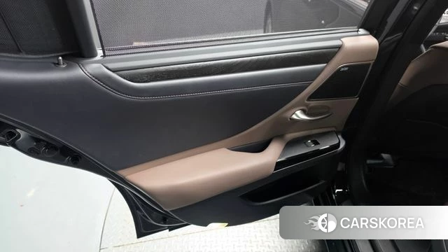 Lexus ES300h 7th generation id 5016404 из Кореи 17