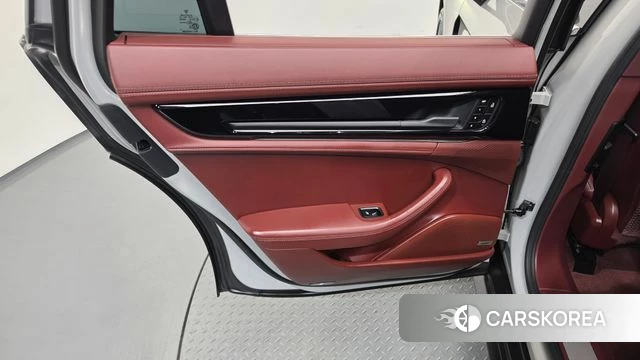 Porsche Panamera (976) id 5021112 из Кореи 17
