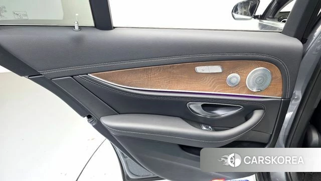Mercedes-Benz E-Class W213 id 4952809 из Кореи 17