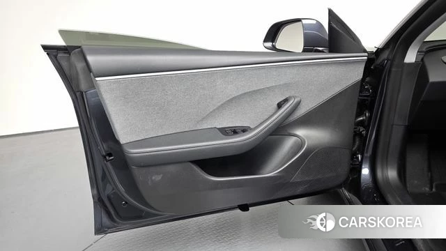 Tesla Model 3 id 5045440 из Кореи 17