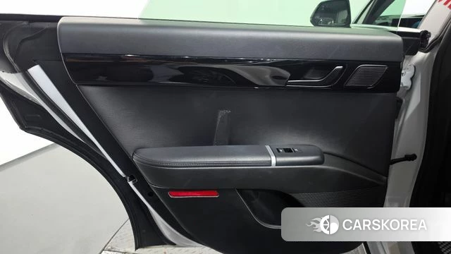 Hyundai Grandeur (GN7) id 4975284 из Кореи 17