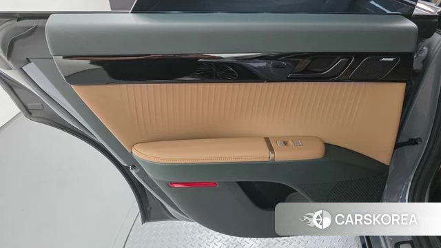 Hyundai Grandeur Hybrid (GN7) id 4996016 из Кореи 17