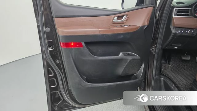 Hyundai The New Grand Starex id 5018810 из Кореи 17
