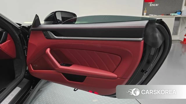 Porsche 911(992) id 4941204 из Кореи 17