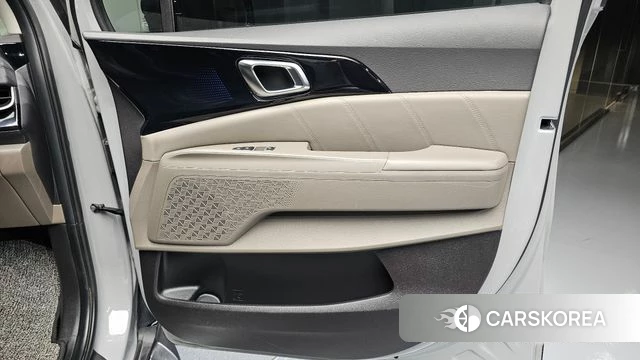 Kia The New Carnival 4th Generation id 5021481 из Кореи 17