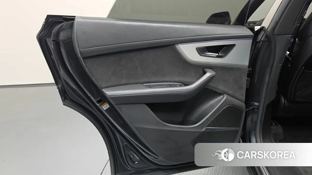 Audi Q8 (4M) id 4942975 из Кореи 17