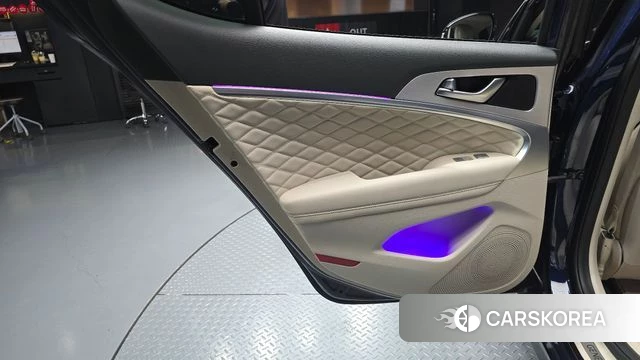 Genesis G70 id 4943993 из Кореи 17