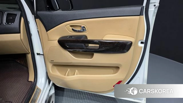 Kia The New Carnival id 5004039 из Кореи 17