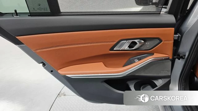 BMW 3 Series (G20) id 4578489 из Кореи 17