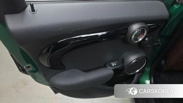 Mini Cooper id 4727799 из Кореи 17