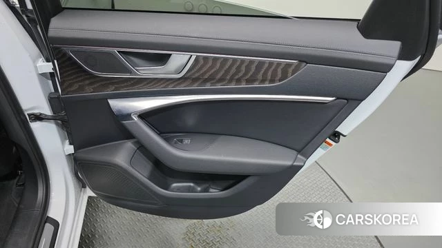 Audi A6 (C8) id 4566228 из Кореи 17