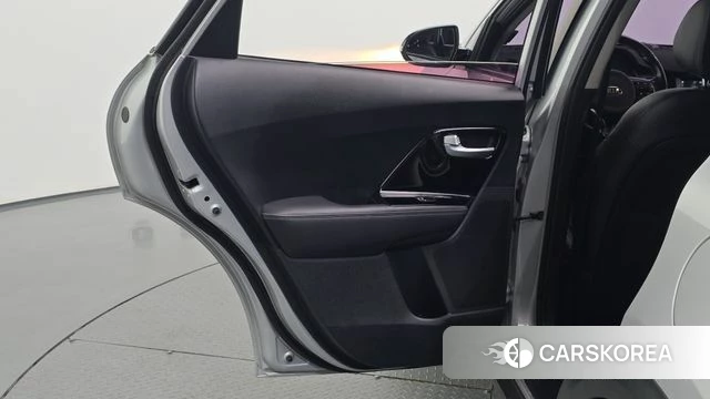 Kia Niro id 4988564 из Кореи 17