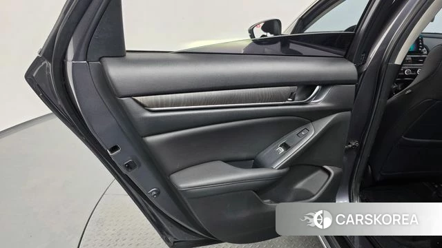 Honda Accord 10th Generation id 5041882 из Кореи 17