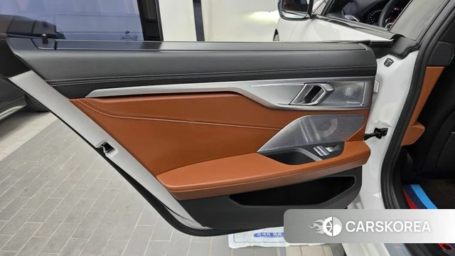 BMW 8 Series (G15) id 4922835 из Кореи 17