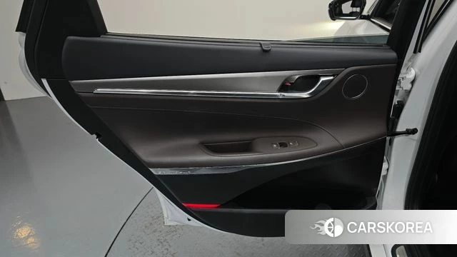 Hyundai The New Grandeur IG Hybrid id 4951407 из Кореи 17