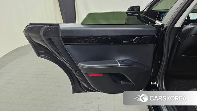 Hyundai Grandeur Hybrid (GN7) id 5058096 из Кореи 17