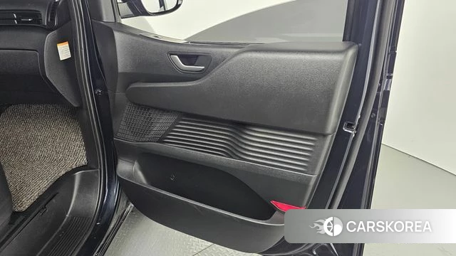 Hyundai Staria id 4368793 из Кореи 17