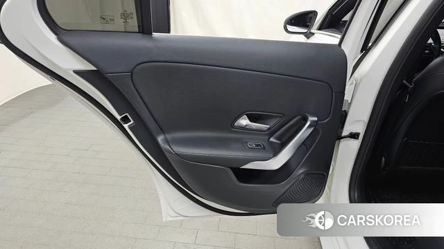 Mercedes-Benz A-Class W177 id 5059850 из Кореи 17