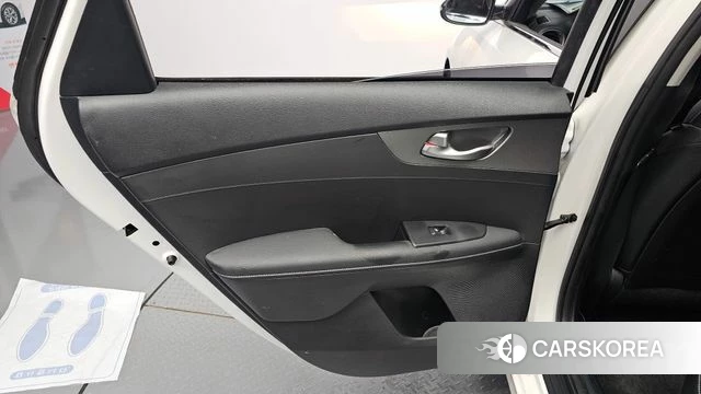 Kia Come New K3 id 4967444 из Кореи 17