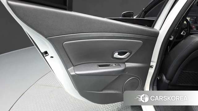 Renault Korea (Samsung) SM3 Z.E. id 5035387 из Кореи 17