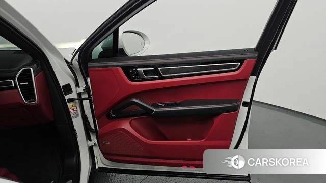 Porsche Cayenne (PO536) id 4711261 из Кореи 17