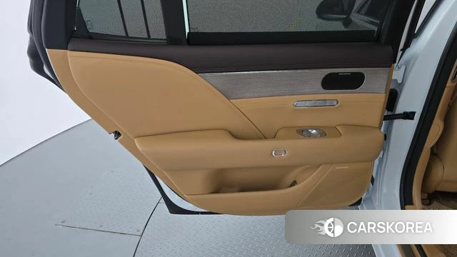 Genesis G90 (RS4) id 5033601 из Кореи 17